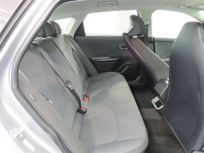 Used 2025 Kia K4 FWD image 31