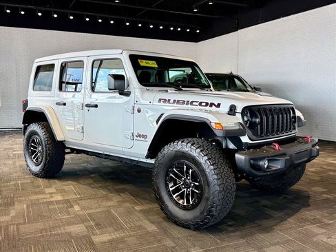 Used 2024 Jeep Wrangler Unlimited Rubicon AWD/4WD image 1