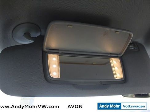 Used 2021 Chevrolet Equinox LT FWD image 39