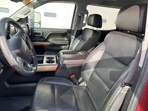 Used 2015 Chevrolet Silverado 2500 LTZ w/ LTZ Plus Package image 4