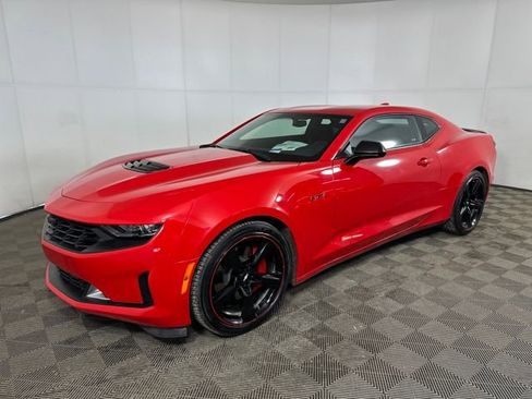 Used 2022 Chevrolet Camaro LT w/ RS Package image 7