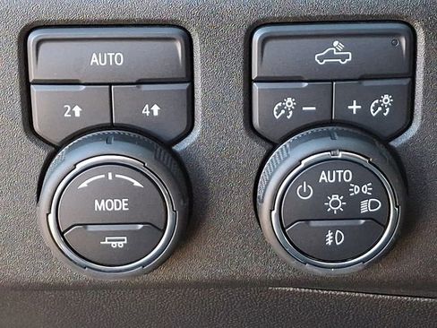 Used 2025 Chevrolet Silverado 1500 RST w/ Convenience Package II image 28