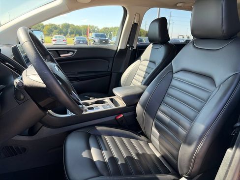 Used 2024 Ford Edge SEL w/ Convenience Package AWD/4WD image 16