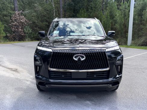 New 2026 INFINITI QX80 Autograph w/ Premium Cargo Package image 2