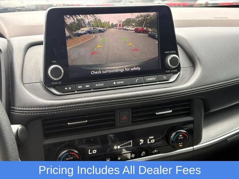 Used 2023 Nissan Rogue SV AWD/4WD image 11