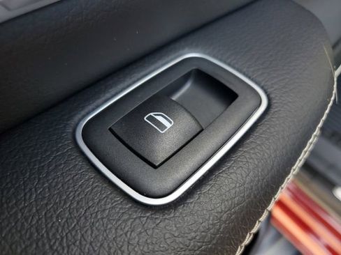 Certified 2020 RAM 1500 Laramie image 19