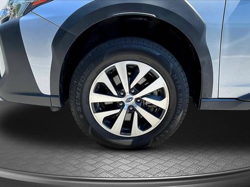 Used 2023 Subaru Outback Premium AWD/4WD image 34