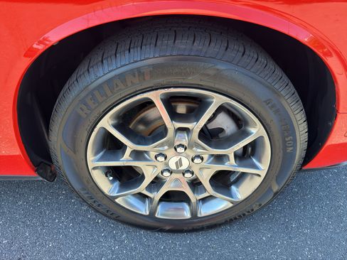 Used 2017 Dodge Challenger GT w/ Technology Group image 29