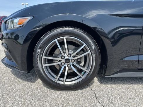 Used 2017 Ford Mustang Premium RWD image 36