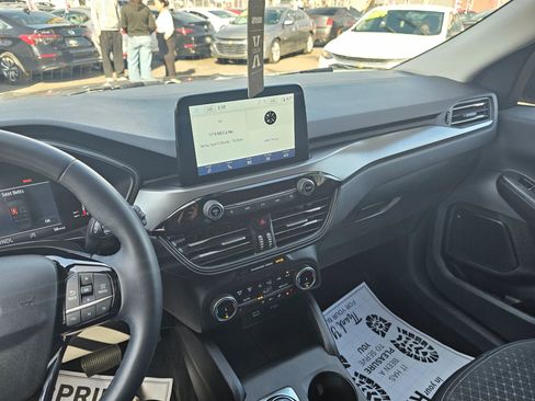 Used 2023 Ford Escape Active image 23