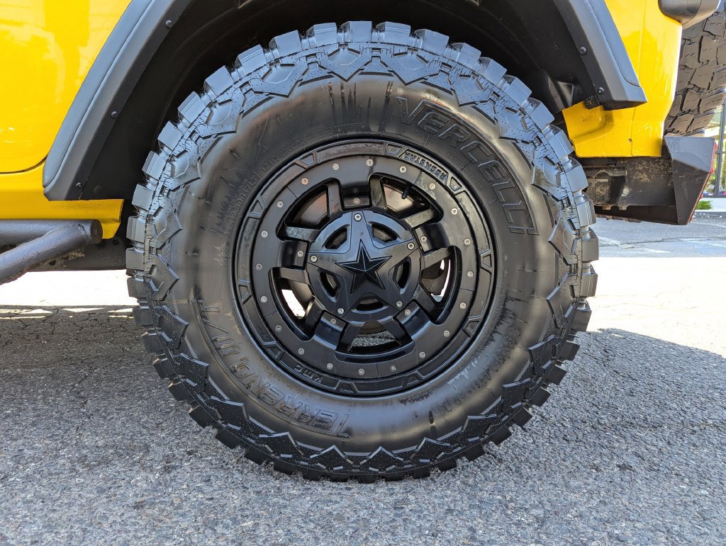 Used 2021 Jeep Wrangler Unlimited Rubicon w/ Cold Weather Group AWD/4WD image 49