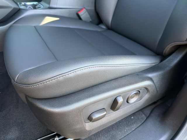 New 2026 GMC Canyon Elevation w/ Convenience Package RWD image 18