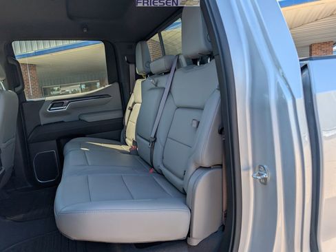 Used 2022 Chevrolet Silverado 1500 LTZ w/ Technology Package AWD/4WD image 21