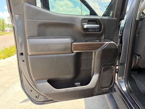 Used 2021 Chevrolet Silverado 1500 LT Trail Boss w/ Bed Protection Package AWD/4WD image 17