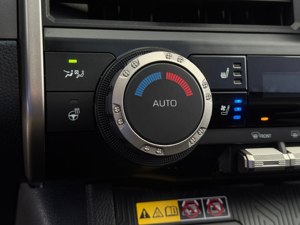 Certified 2025 Toyota 4Runner TRD Off-Road Premium AWD/4WD image 22