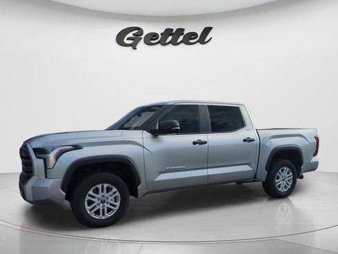 Used 2024 Toyota Tundra SR5 w/ SR5 Convenience Package AWD/4WD image 16