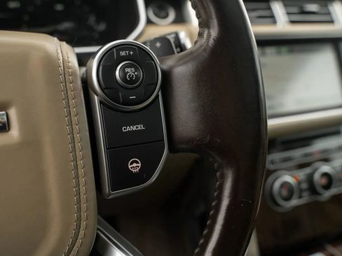 Used 2016 Land Rover Range Rover image 21