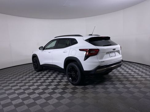 New 2025 Chevrolet Trax ACTIV w/ Driver Confidence Package image 17