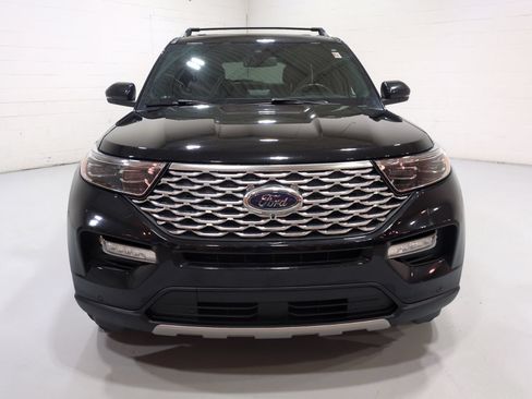 Used 2021 Ford Explorer Platinum w/ Equipment Group 601A AWD/4WD image 8
