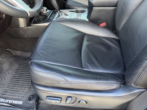 Used 2020 Toyota 4Runner SR5 image 14