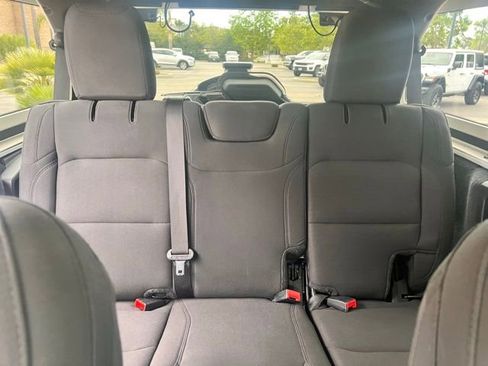 Used 2020 Jeep Wrangler Unlimited Sport S image 33