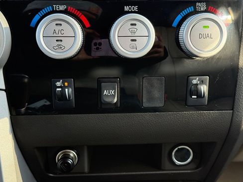 Used 2008 Toyota Tundra Limited image 22