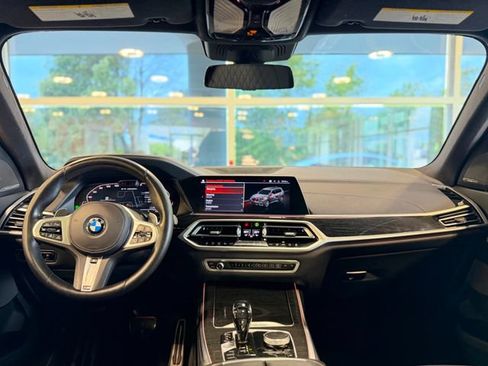 Used 2021 BMW X7 M50i AWD/4WD image 45