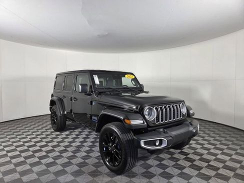 Used 2025 Jeep Wrangler Sahara w/ Safety Group image 2