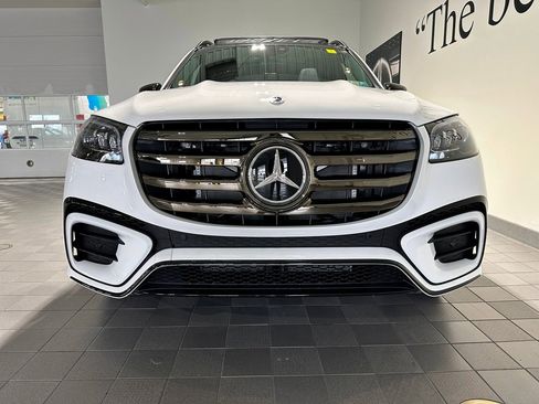 New 2026 Mercedes-Benz GLS 450 4MATIC image 2