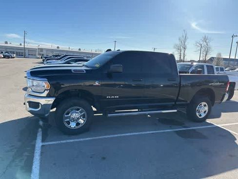 Used 2019 RAM 2500 Tradesman image 9