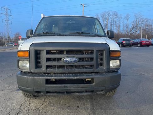 Used 2014 Ford E-250 and Econoline 250 Extended w/ Power Group image 2