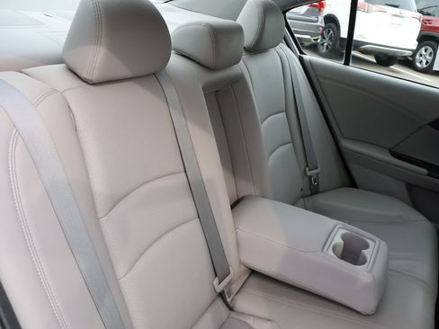 Used 2013 Honda Accord EX-L image 12