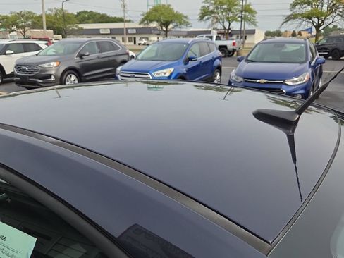 Used 2014 Chevrolet Cruze LS FWD image 16