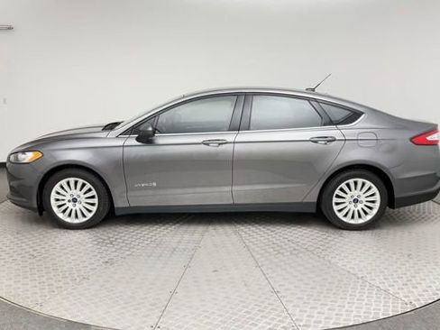 Used 2014 Ford Fusion S image 5