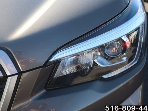 Used 2020 Subaru Forester Premium image 9