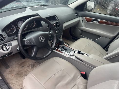 Used 2008 Mercedes-Benz C 300 Sedan image 4
