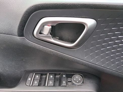 Used 2020 Kia Soul GT-Line w/ GT 2.0L Power Sunroof Package FWD image 15