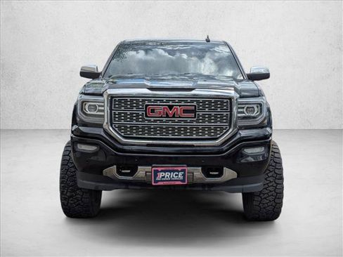 Used 2017 GMC Sierra 1500 Denali w/ Denali Ultimate Package AWD/4WD image 2