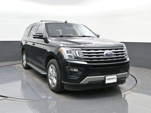 Used 2021 Ford Expedition XLT image 22