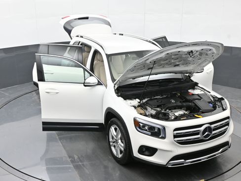 Used 2020 Mercedes-Benz GLB 250 image 43