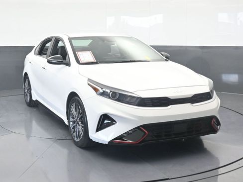 Used 2024 Kia Forte GT-Line image 9