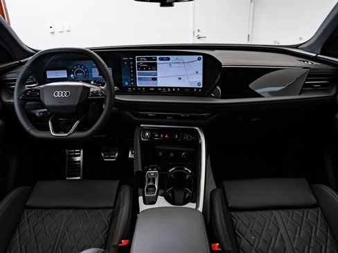 New 2026 Audi SQ5 Premium Plus AWD/4WD image 34