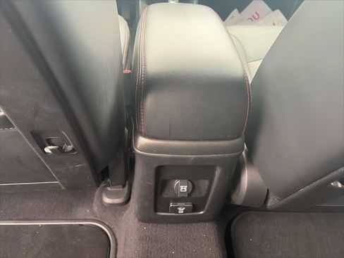 Used 2019 Dodge Journey GT FWD image 13