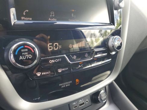 Certified 2024 Nissan Murano SV w/ SV Midnight Edition Package FWD image 27
