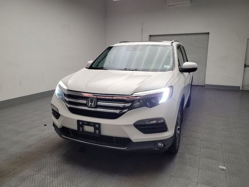 Used 2018 Honda Pilot Touring image 15