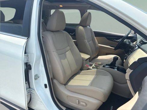 Used 2020 Nissan Rogue SL w/ Premium Package FWD image 27