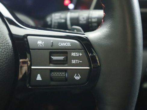 Used 2025 Honda Pilot Black Edition image 12