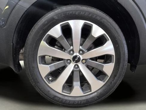 Used 2022 Kia Telluride SX AWD/4WD image 34