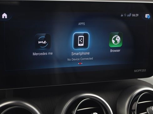 Used 2022 Mercedes-Benz GLC 300 4MATIC w/ Driver Assistance Package image 44