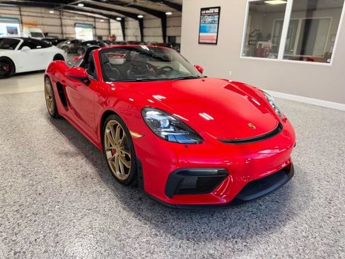 Used 2022 Porsche 718 Boxster Spyder RWD image 10